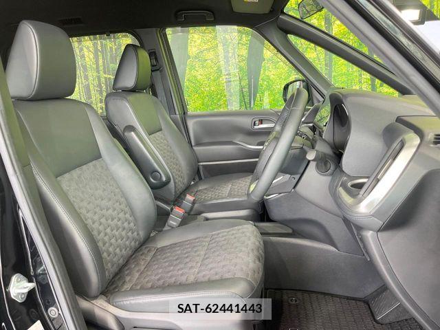 Toyota VOXY HYBRID 2022-10 8528172-9