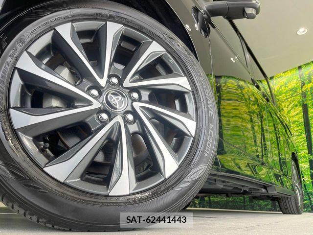 Toyota VOXY HYBRID 2022-10 8528172-7
