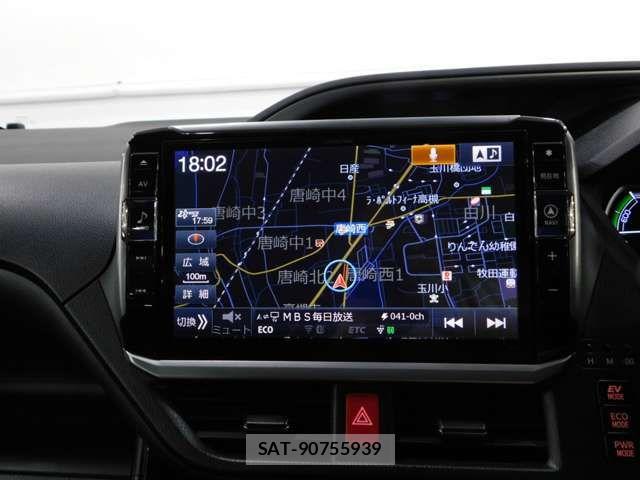 Toyota VOXY HYBRID 2017-03 8528178-12
