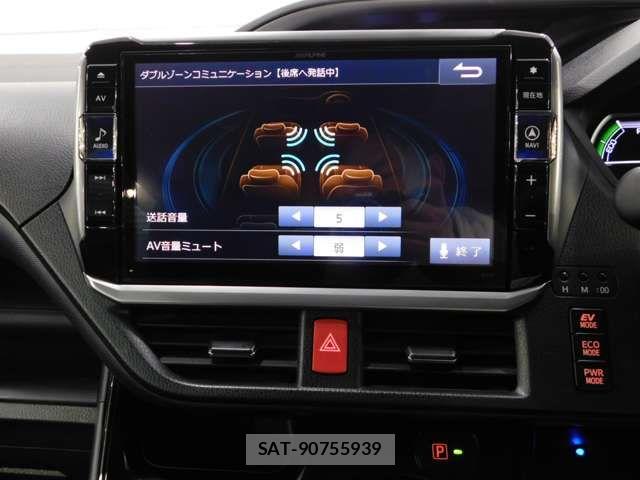 Toyota VOXY HYBRID 2017-03 8528178-15