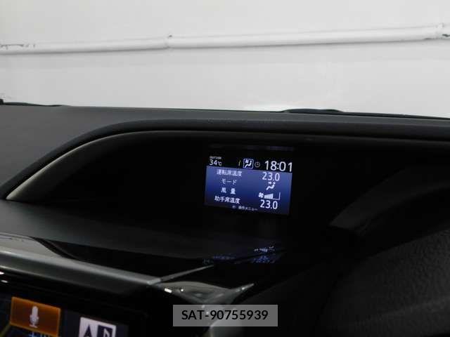 Toyota VOXY HYBRID 2017-03 8528178-17