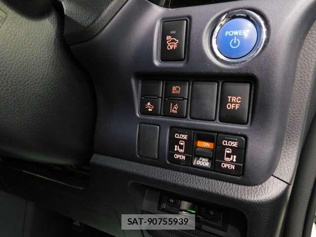 Toyota VOXY HYBRID 2017-03 8528178-8