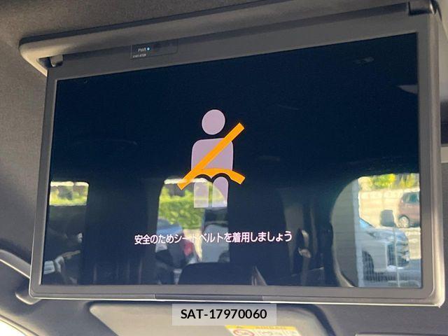 Toyota VOXY HYBRID 2022-09 8528175-3