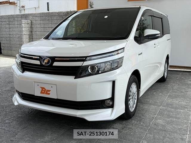Toyota VOXY HYBRID 2014-04 8528185-9