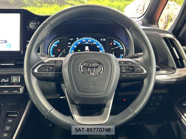 Toyota VOXY HYBRID 2024-01 8528158-11