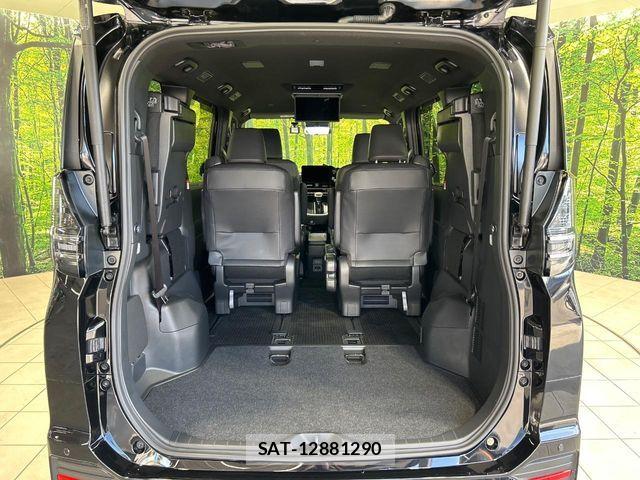 Toyota VOXY HYBRID 2024-12 8564060-10
