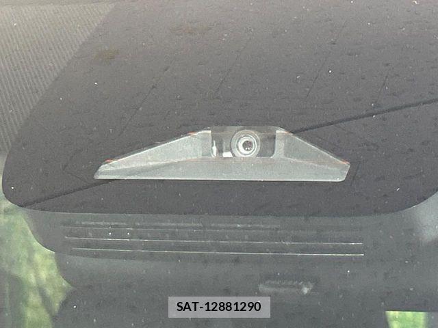 Toyota VOXY HYBRID 2024-12 8564060-4