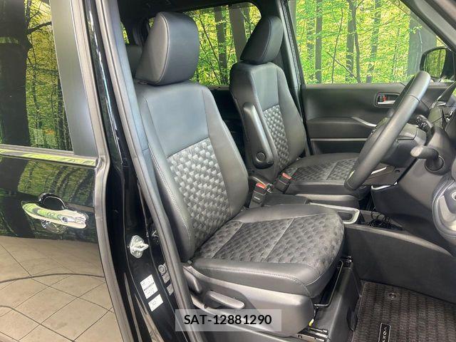 Toyota VOXY HYBRID 2024-12 8564060-7