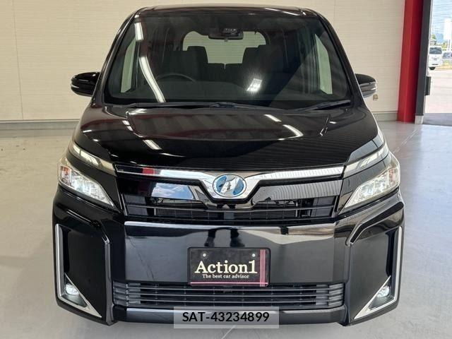 Toyota VOXY HYBRID 2017-08 8564075-2