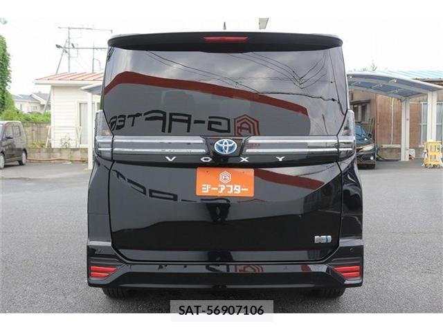Toyota VOXY HYBRID 2025-07 8564068-9