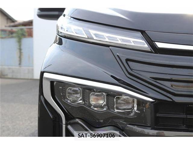 Toyota VOXY HYBRID 2025-07 8564068-11