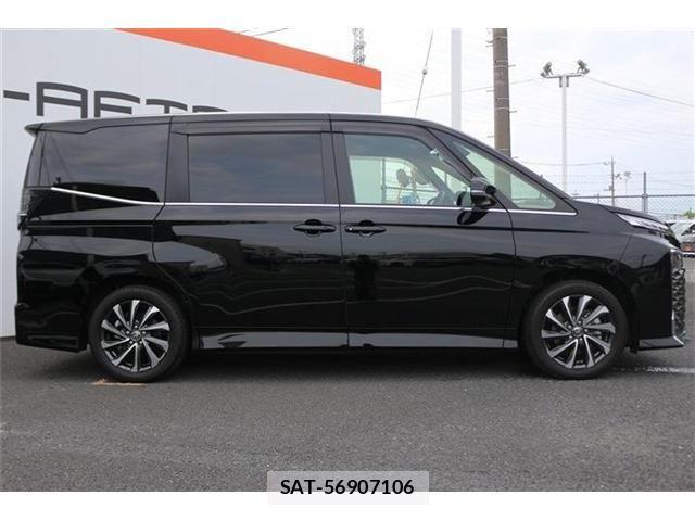 Toyota VOXY HYBRID 2025-07 8564068-8