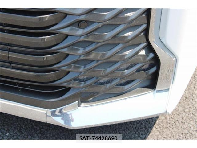 Toyota VOXY HYBRID 2023-06 8564066-15