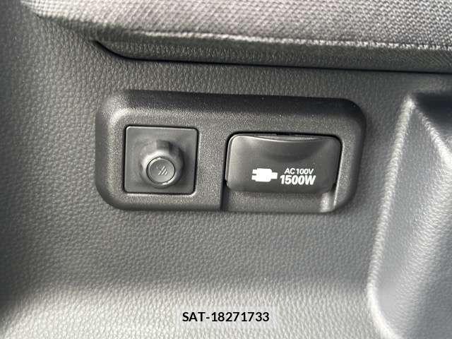 Toyota VOXY HYBRID 2025-09 8564064-15