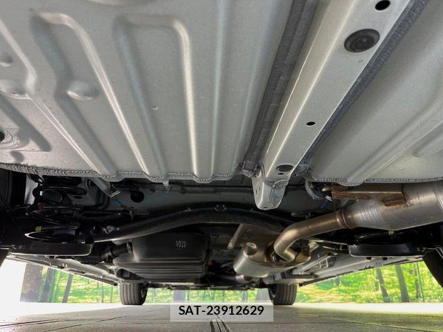 Toyota VOXY HYBRID 2025-01 8564061-18