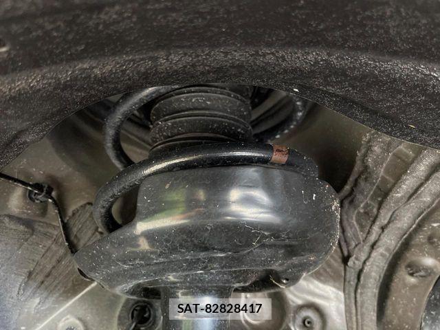 Toyota VOXY HYBRID 2026-02 8564062-19