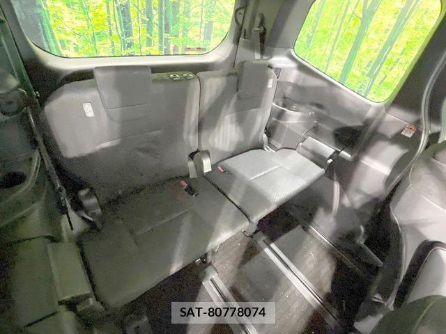 Toyota VOXY HYBRID 2023-07 8564071-9