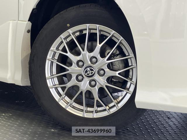Toyota VOXY HYBRID 2020-03 8564073-4