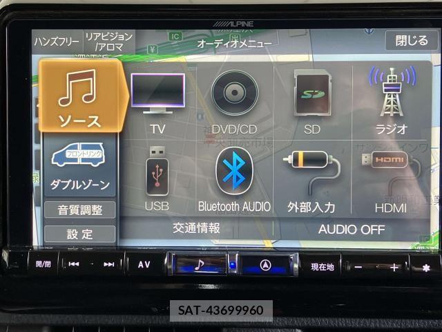 Toyota VOXY HYBRID 2020-03 8564073-7
