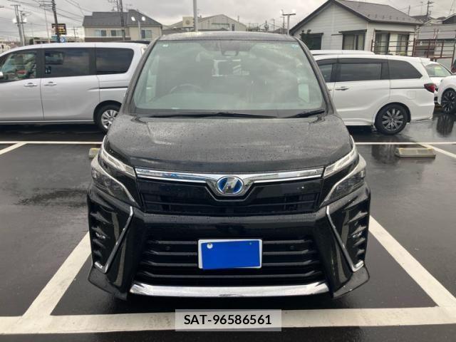 Toyota VOXY HYBRID 2019-02 8564074-0