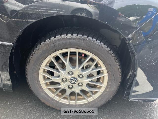 Toyota VOXY HYBRID 2019-02 8564074-3