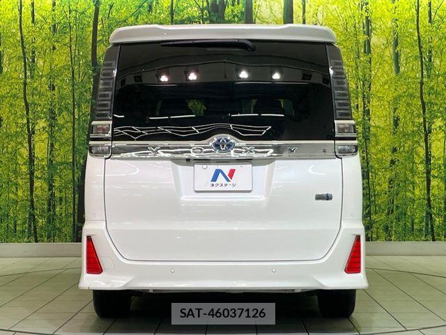 Toyota VOXY HYBRID 2021-11 8564070-15