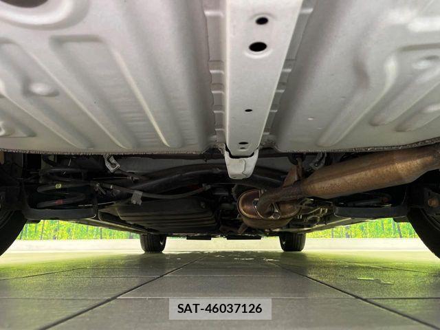 Toyota VOXY HYBRID 2021-11 8564070-19
