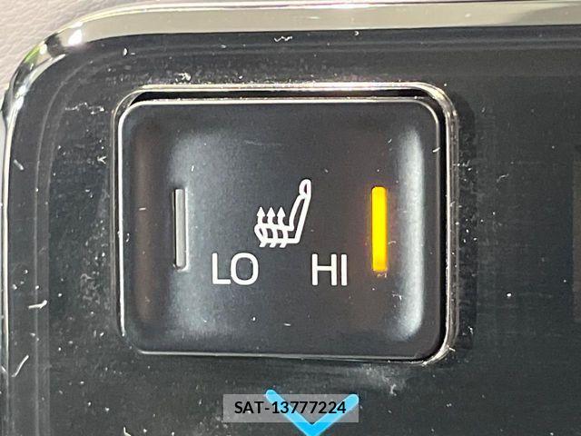 Toyota VOXY HYBRID 2022-09 8564067-5
