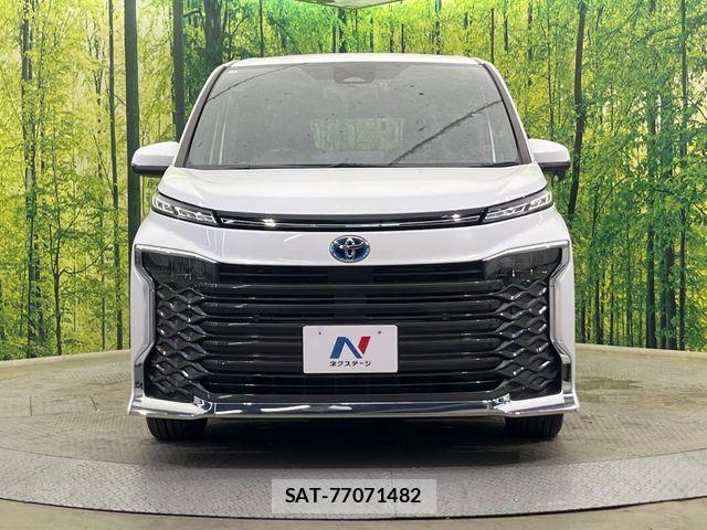 Toyota VOXY HYBRID 2023-05 8564063-14