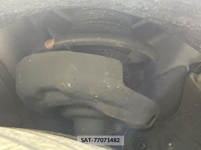 Toyota VOXY HYBRID 2023-05 8564063-19