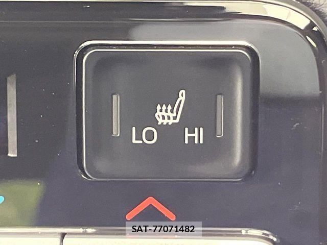 Toyota VOXY HYBRID 2023-05 8564063-6