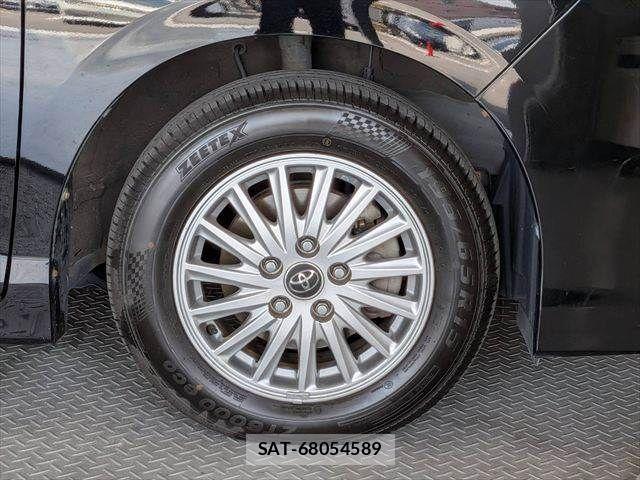 Toyota VOXY HYBRID 2014-09 8564077-14