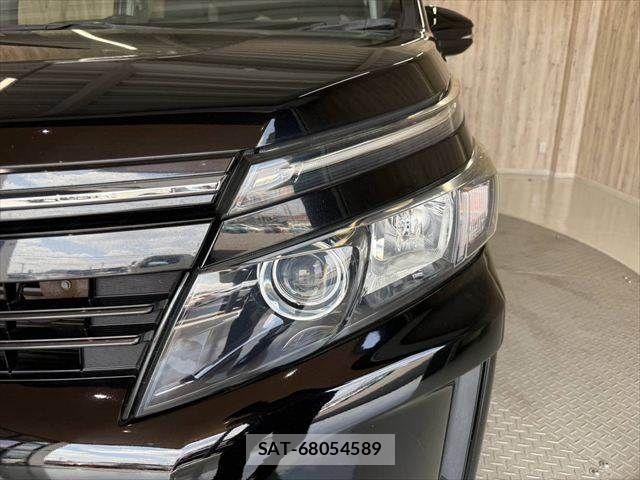 Toyota VOXY HYBRID 2014-09 8564077-22