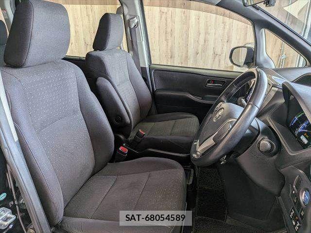 Toyota VOXY HYBRID 2014-09 8564077-7