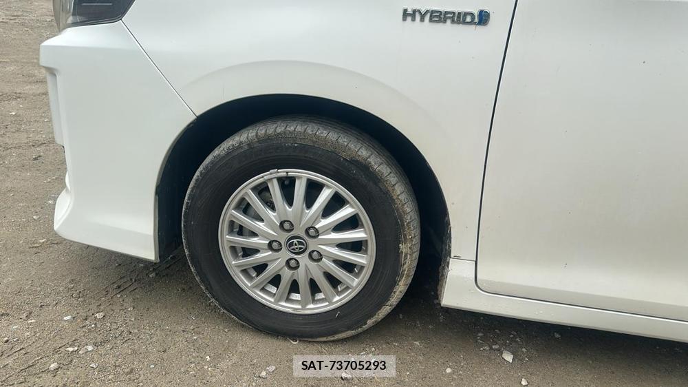 Toyota VOXY HYBRID 2014-07 6773626-26