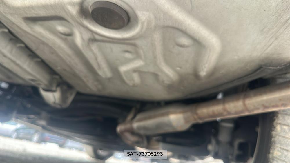Toyota VOXY HYBRID 2014-07 6773626-32