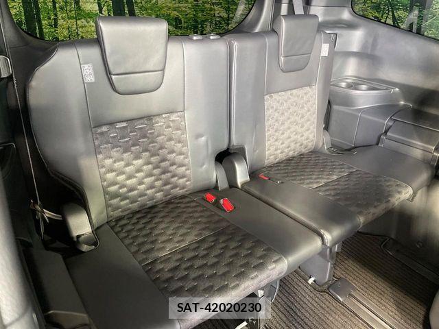 Toyota VOXY HYBRID 2024-04 8629694-10