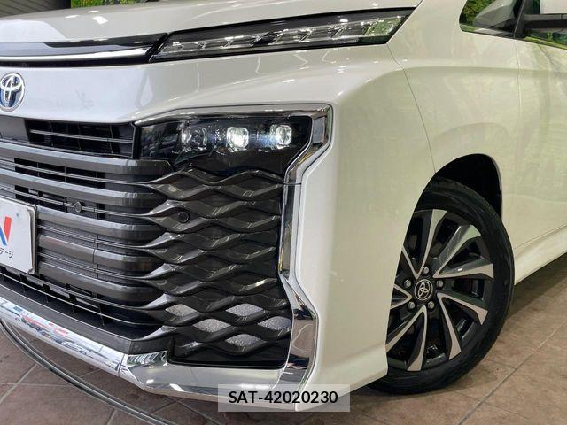 Toyota VOXY HYBRID 2024-04 8629694-12