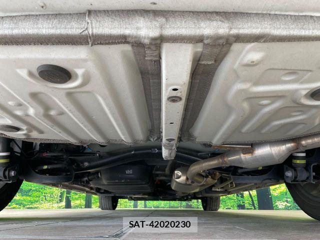 Toyota VOXY HYBRID 2024-04 8629694-19
