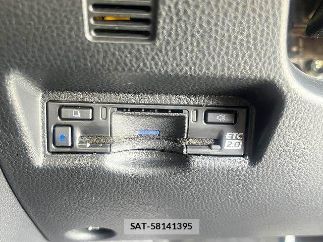 Toyota VOXY HYBRID 2025-09 8629693-15