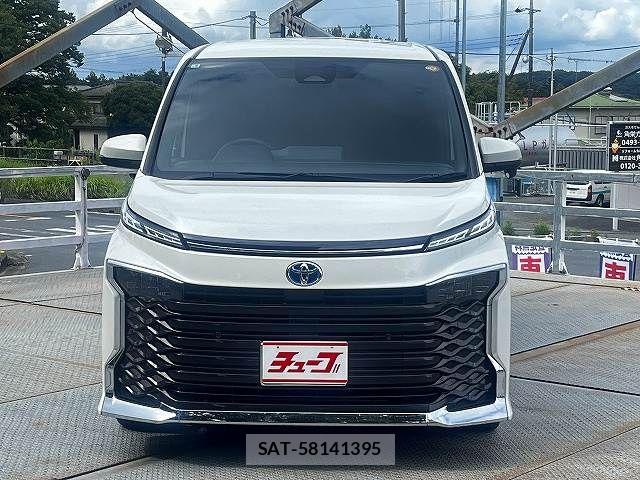 Toyota VOXY HYBRID 2025-09 8629693-1