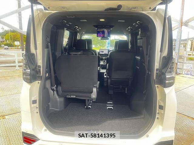 Toyota VOXY HYBRID 2025-09 8629693-24