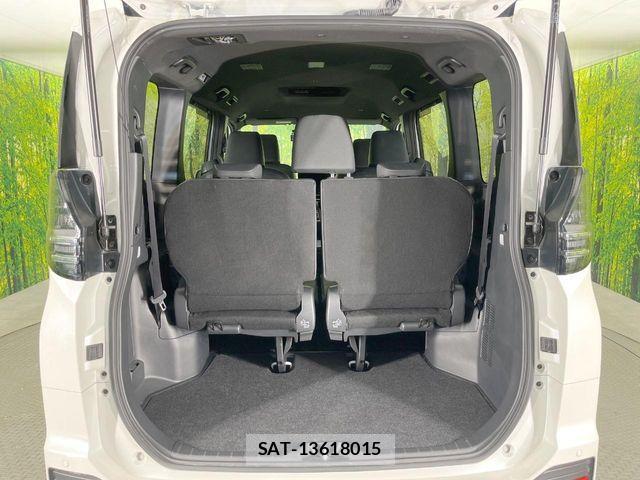 Toyota VOXY HYBRID 2024-02 8629699-10