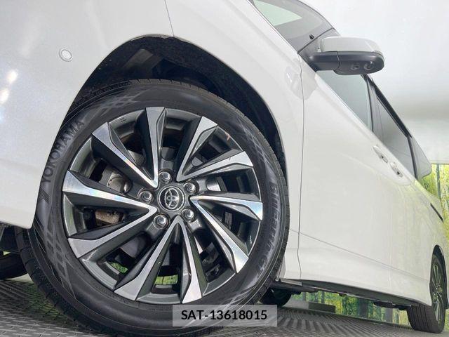 Toyota VOXY HYBRID 2024-02 8629699-13