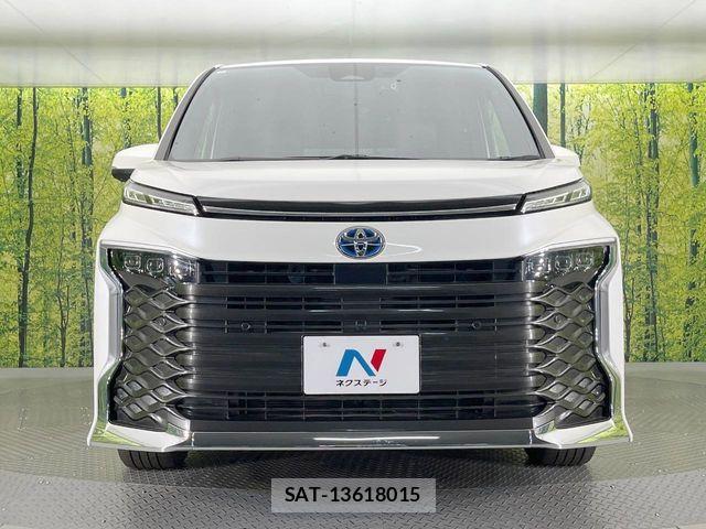 Toyota VOXY HYBRID 2024-02 8629699-14