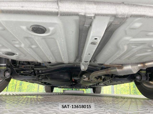 Toyota VOXY HYBRID 2024-02 8629699-19