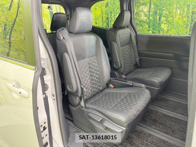 Toyota VOXY HYBRID 2024-02 8629699-8