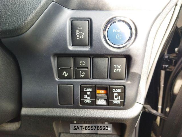 Toyota VOXY HYBRID 2016-03 8629718-20