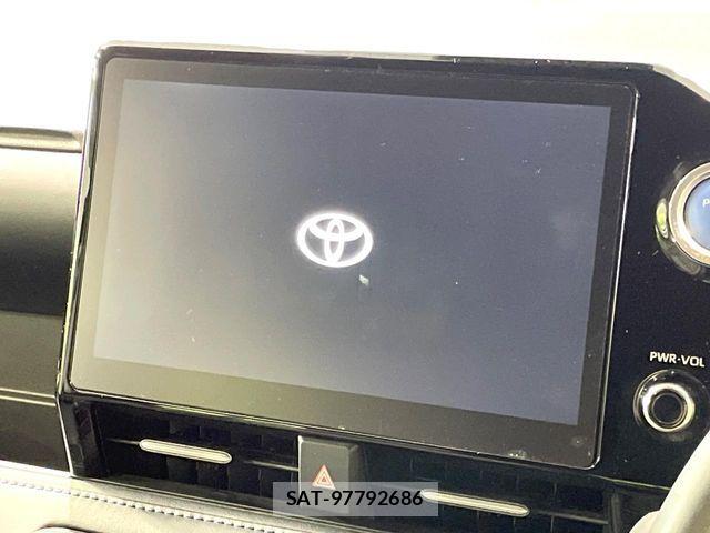 Toyota VOXY HYBRID 2022-03 8629684-3