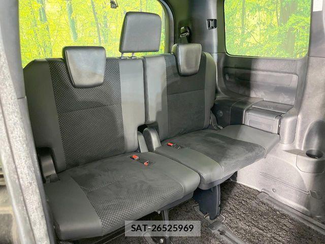 Toyota VOXY HYBRID 2021-03 8629710-9